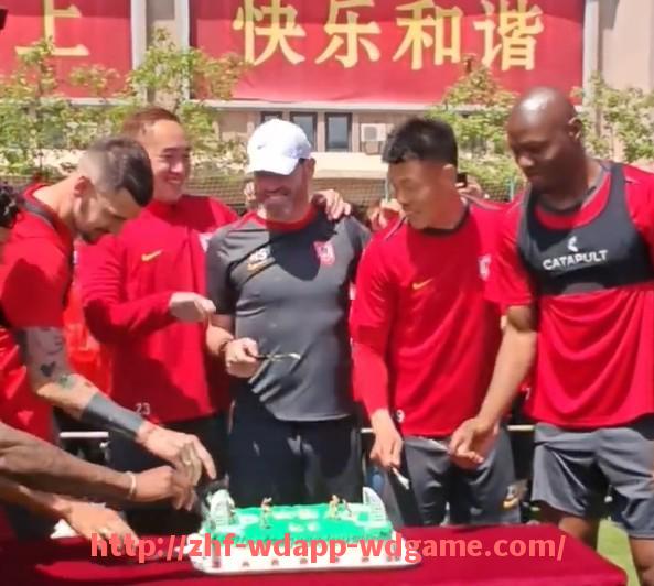 问鼎娱乐官网-2025年世俱杯门票类型一览及购买建议详解